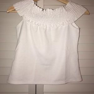 Off-the-shoulder ruffled blouse// ZARA